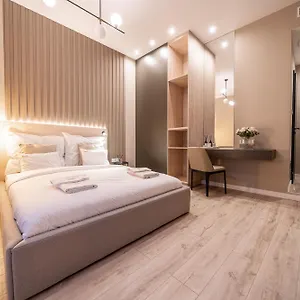  Hotel Karoly Boutique Suites, Location By Bqa Hungary